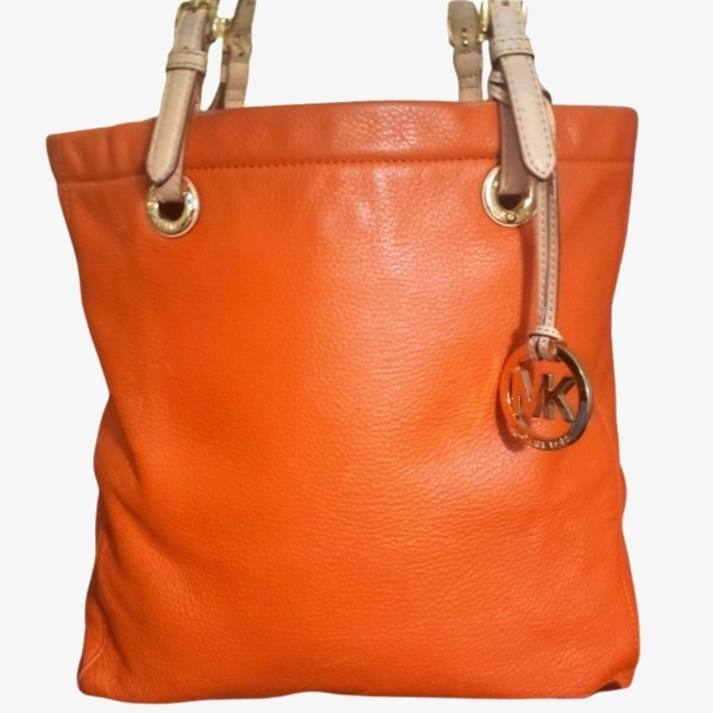 Michael Kors Pebble Leather Vintage Jet Set Tote